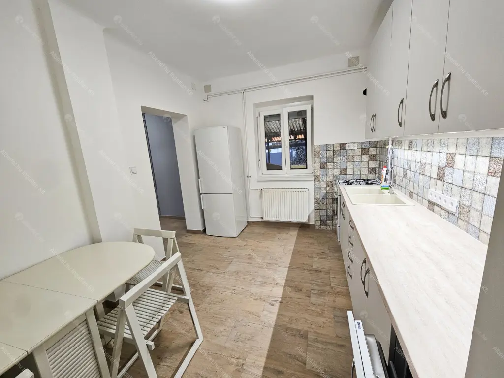 Kiadó albérlet 260000 Ft/hó áron: Budapest, XVIII. kerület  Zsolt utca. Mérete: 50 nm, 1 szobás | Alberlet.hu - 6669123