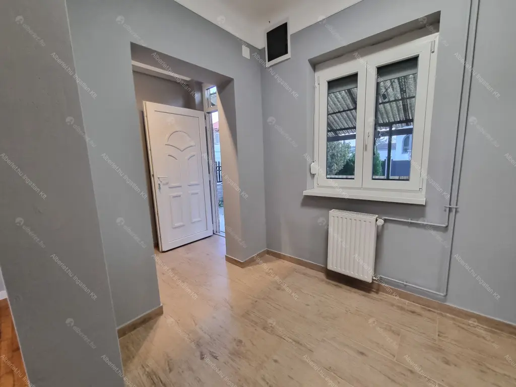 Kiadó albérlet 260000 Ft/hó áron: Budapest, XVIII. kerület  Zsolt utca. Mérete: 50 nm, 1 szobás | Alberlet.hu - 6682739