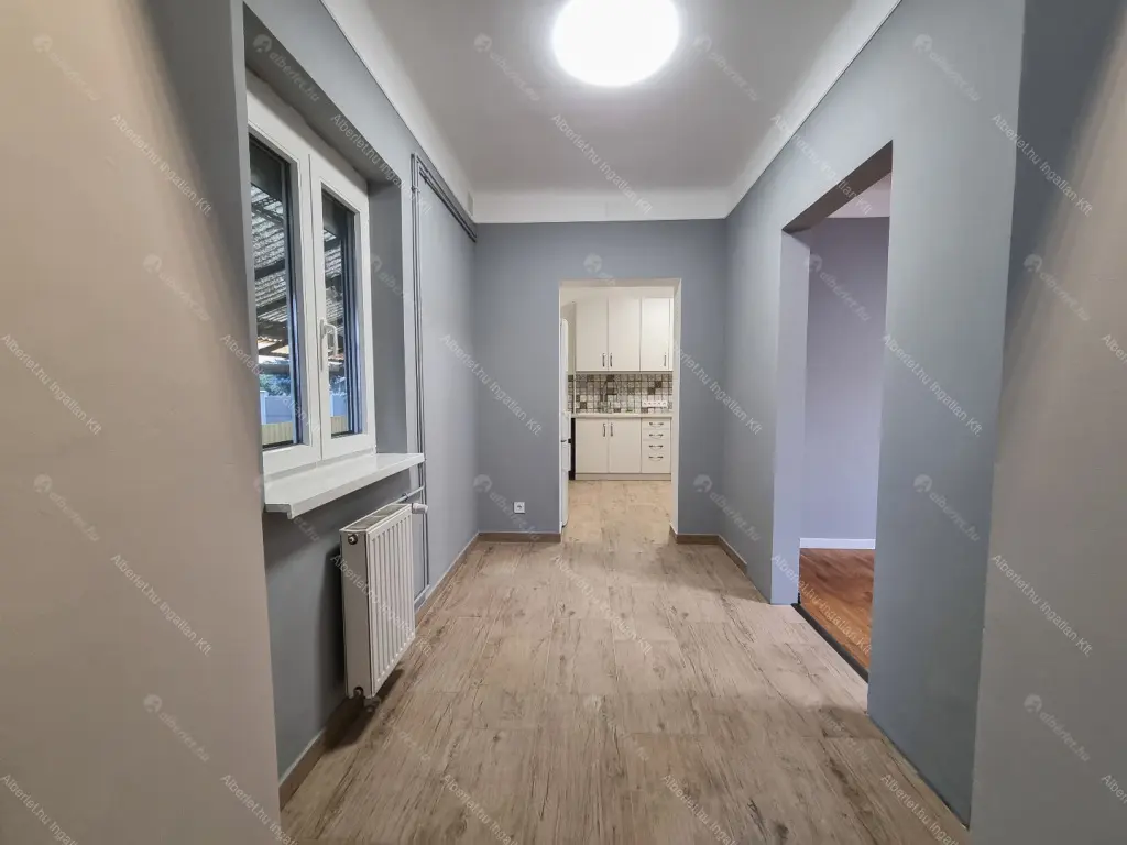 Kiadó albérlet 260000 Ft/hó áron: Budapest, XVIII. kerület  Zsolt utca. Mérete: 50 nm, 1 szobás | Alberlet.hu - 6682741