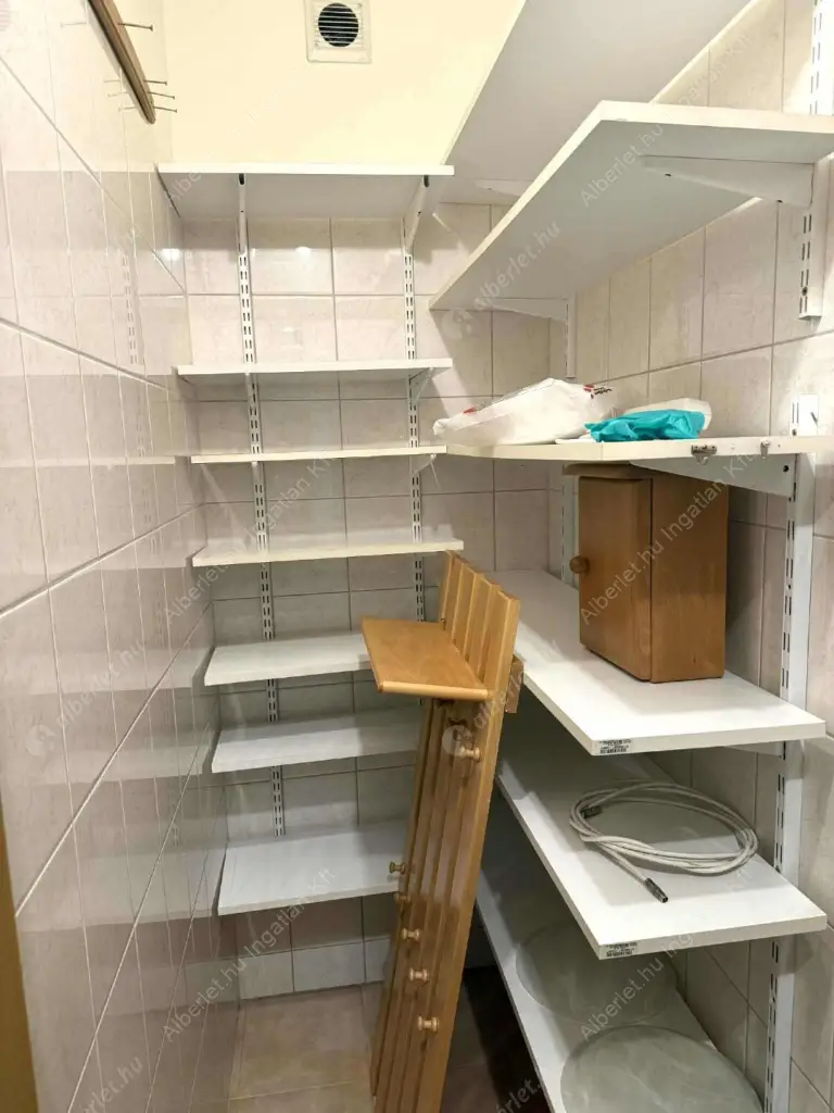 Kiadó albérlet 250000 Ft/hó áron: Budapest, XX. kerület  Előd utca. Mérete: 59 nm, 2 szobás | Alberlet.hu - 6616160