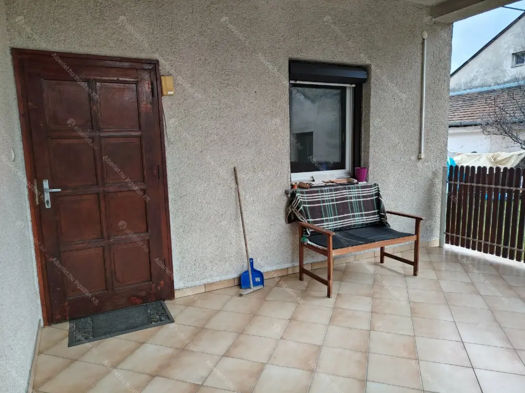 Kiadó albérlet 240000 Ft/hó áron: Budapest, XX. kerület  Faiskola utca. Mérete: 80 nm, 2 szobás | Alberlet.hu - 6687530