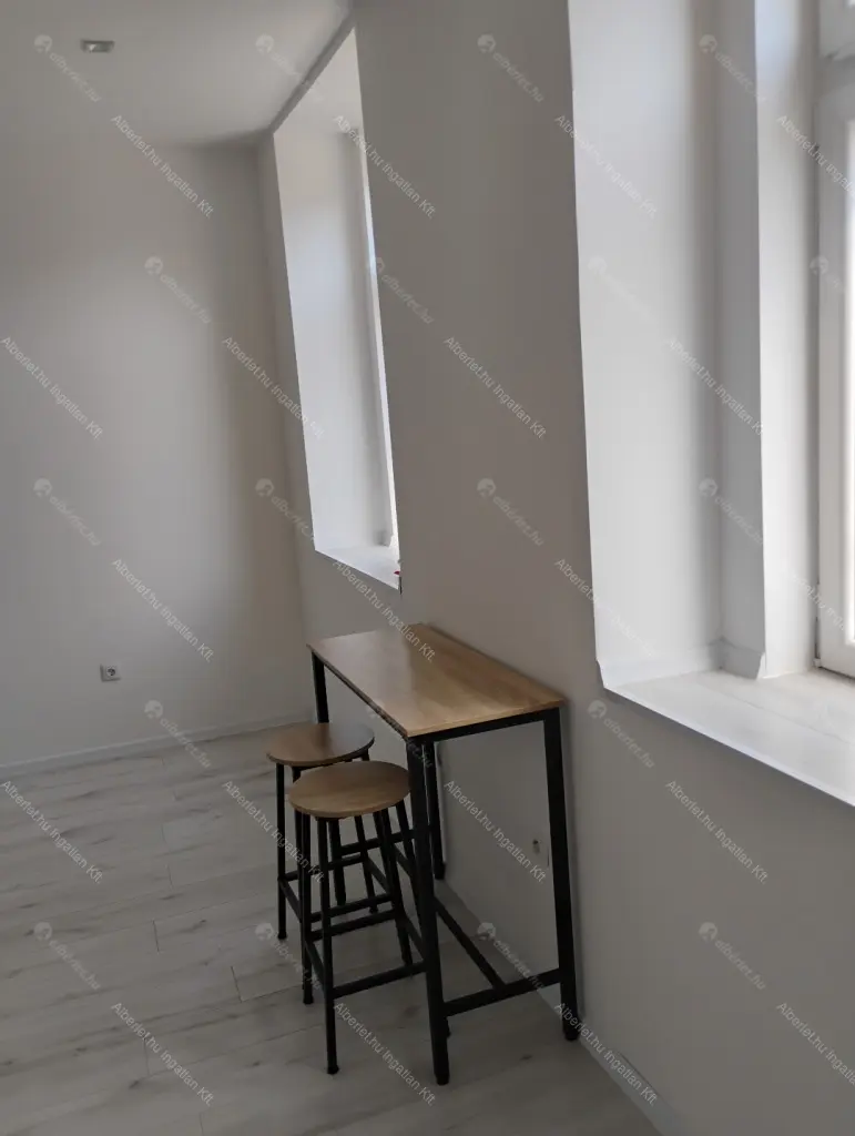 Kiadó albérlet 200000 Ft/hó áron: Budapest, XX. kerület  Szent Imre herceg utca. Mérete: 25 nm, 1 szobás | Alberlet.hu - 6695261