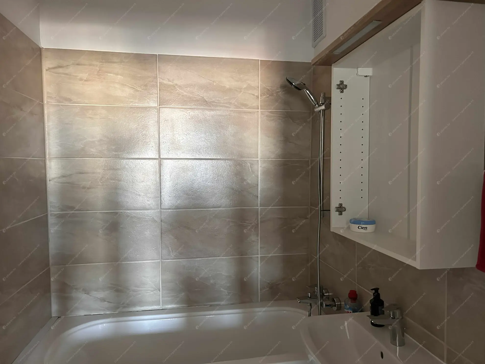 Kiadó albérlet 220000 Ft/hó áron: Budapest, XX. kerület  Topánka utca. Mérete: 67 nm, 3 szobás | Alberlet.hu - 6636452