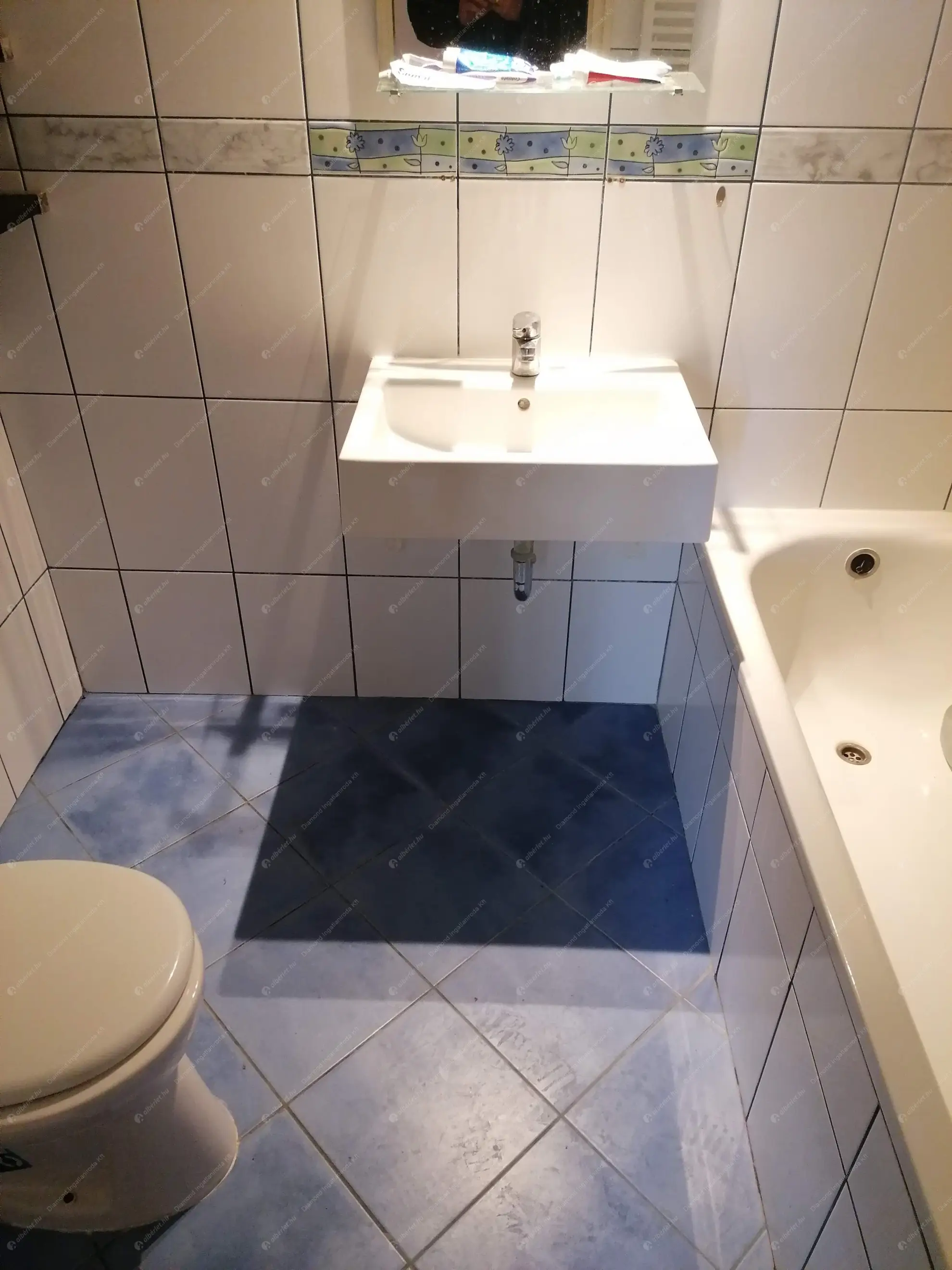 Kiadó albérlet 240000 Ft/hó áron: Budapest, XX. kerület  Vörösmarty utca. Mérete: 42 nm, 2 szobás | Alberlet.hu - 6594077