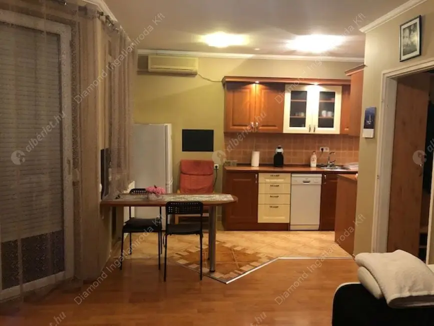 Kiadó albérlet 240000 Ft/hó áron: Budapest, XX. kerület  Vörösmarty utca. Mérete: 42 nm, 2 szobás | Alberlet.hu - 6607245