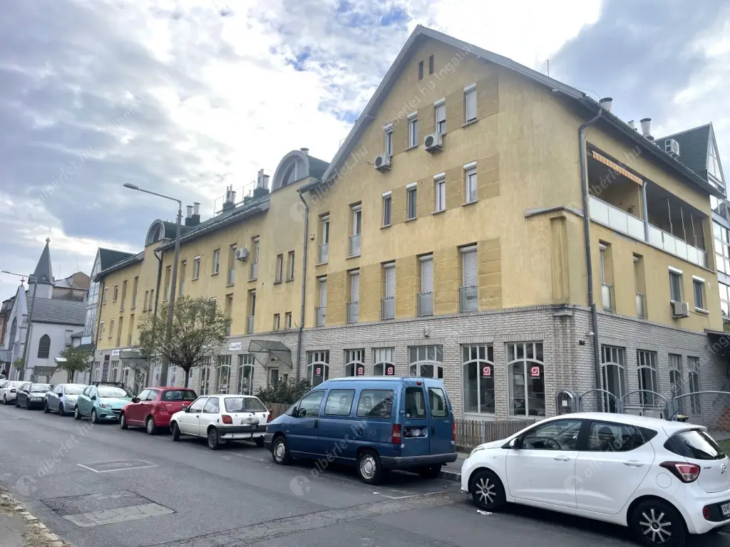 Kiadó albérlet 265000 Ft/hó áron: Budapest, XX. kerület  Vörösmarty utca. Mérete: 85 nm, 3 szobás | Alberlet.hu - 6616290