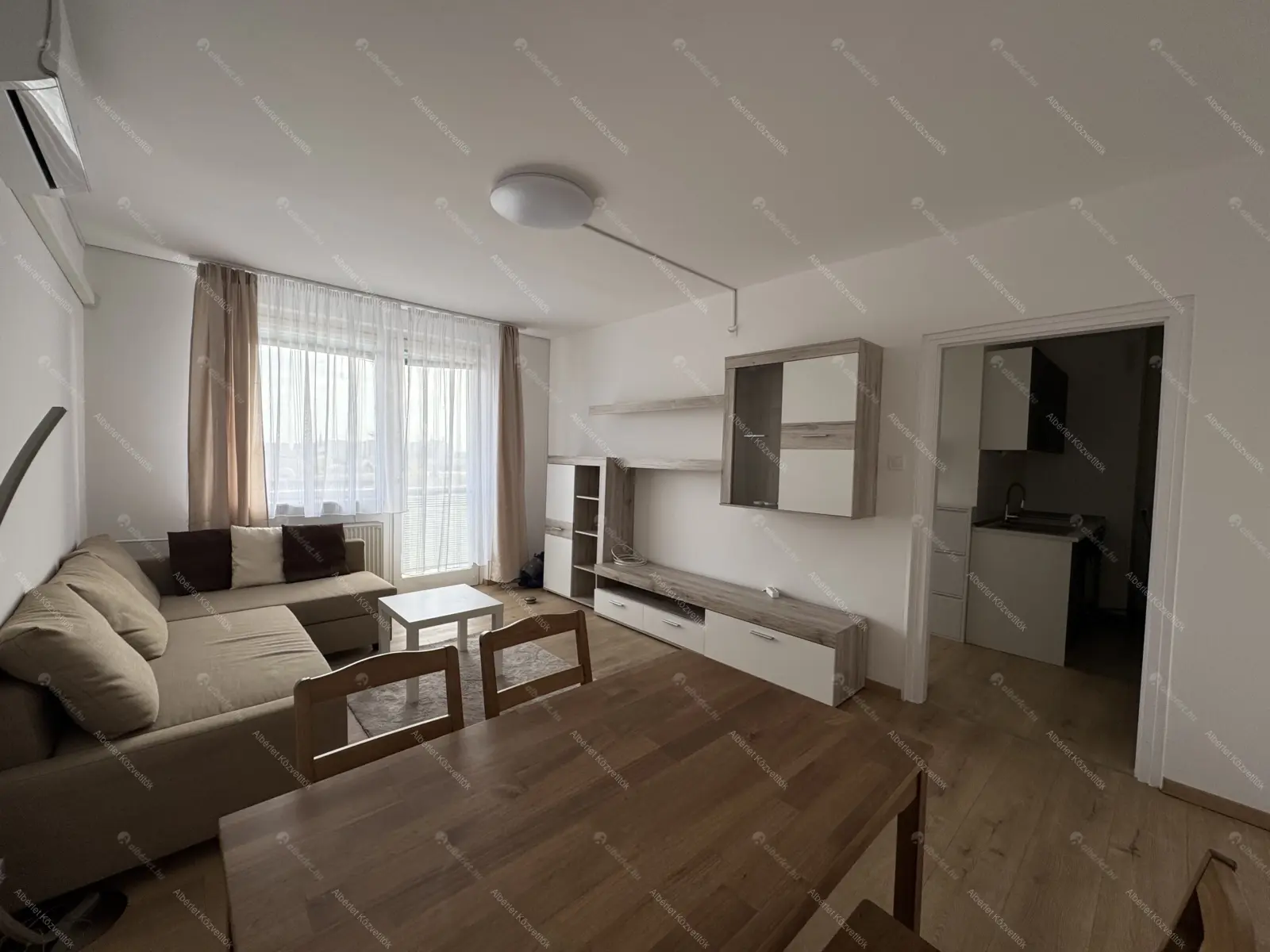 Kiadó albérlet 190000 Ft/hó áron: Budapest, XXI. kerület  Ady Endre út. Mérete: 35 nm, 1 szobás | Alberlet.hu - 6703955