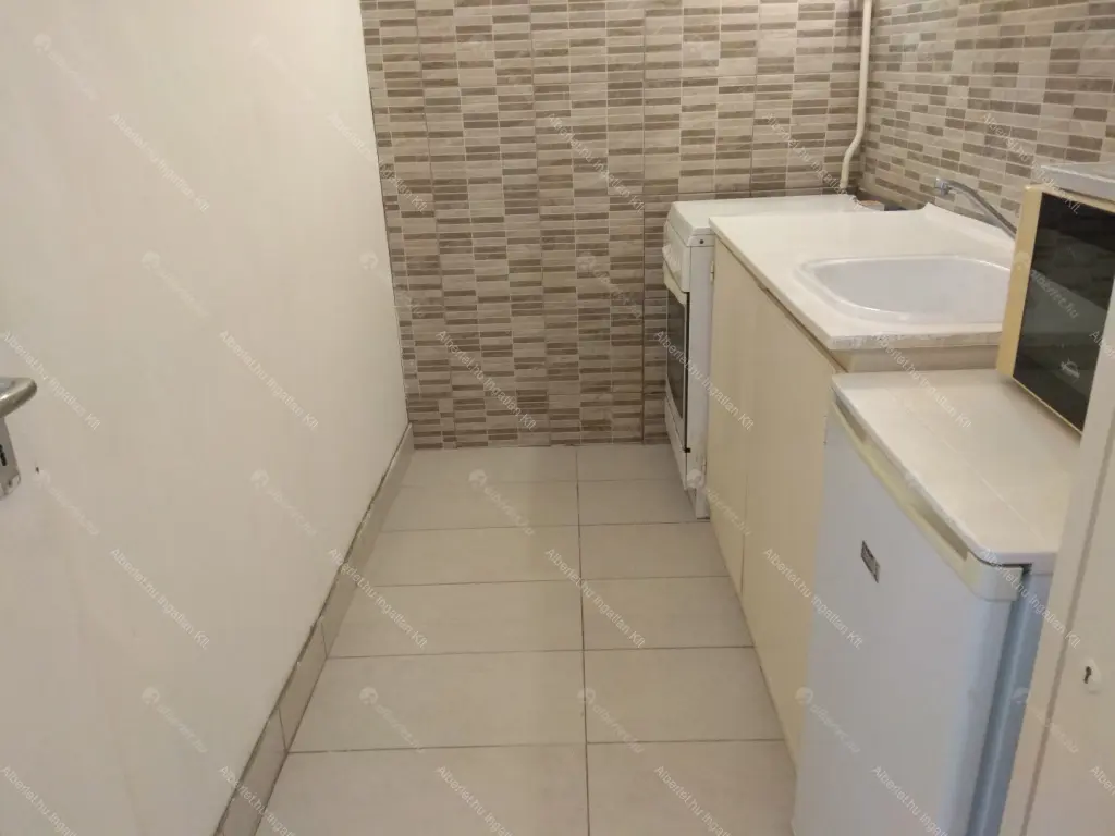 Kiadó albérlet 200000 Ft/hó áron: Budapest, XXI. kerület  Ady Endre út. Mérete: 46 nm, 1 szobás | Alberlet.hu - 6672026