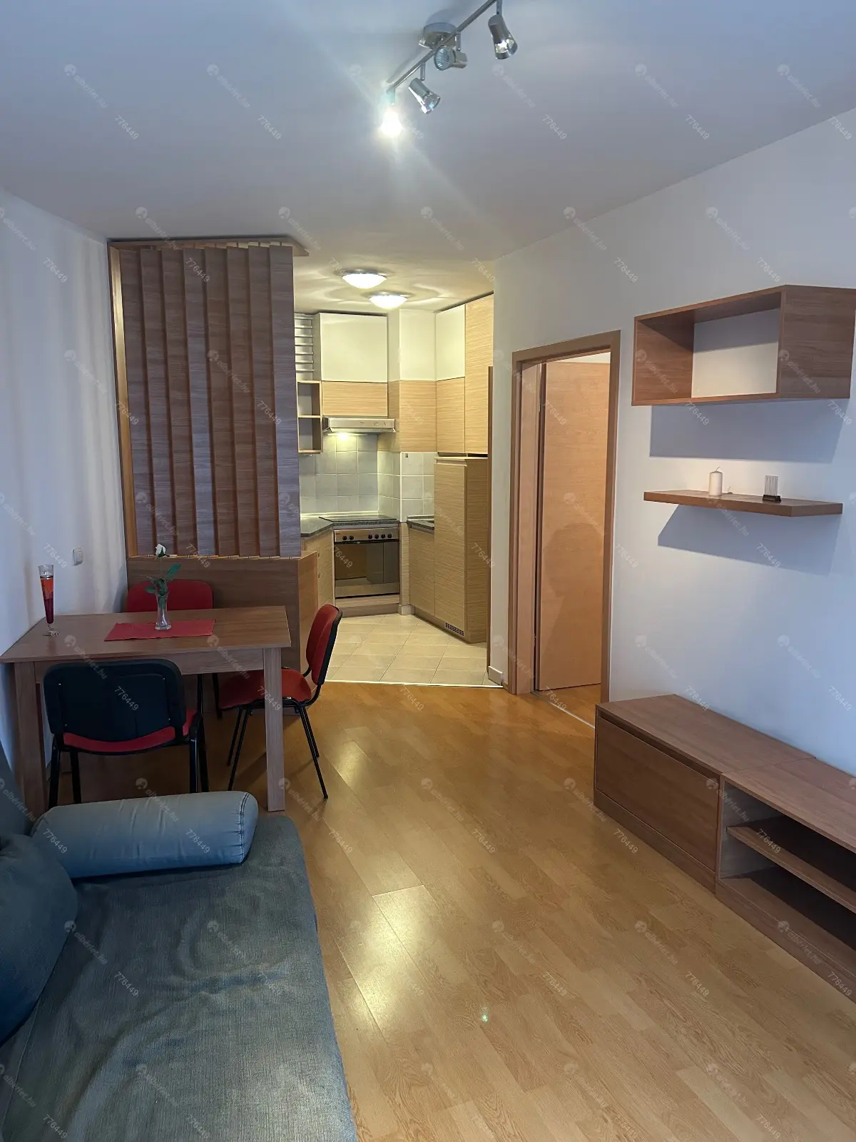 Kiadó albérlet 220000 Ft/hó áron: Budapest, XXI. kerület  II. Rákóczi Ferenc . Mérete: 41 nm, 1 szobás | Alberlet.hu - 6692542