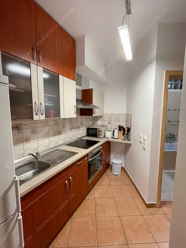 Kiadó albérlet 240000 Ft/hó áron: Budapest, XXI. kerület  II. Rákóczi Ferenc  út . Mérete: 46 nm, 2 szobás | Alberlet.hu - 6614073