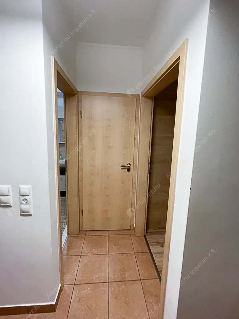 Kiadó albérlet 240000 Ft/hó áron: Budapest, XXI. kerület  II. Rákóczi Ferenc út. Mérete: 46 nm, 2 szobás | Alberlet.hu - 6618904