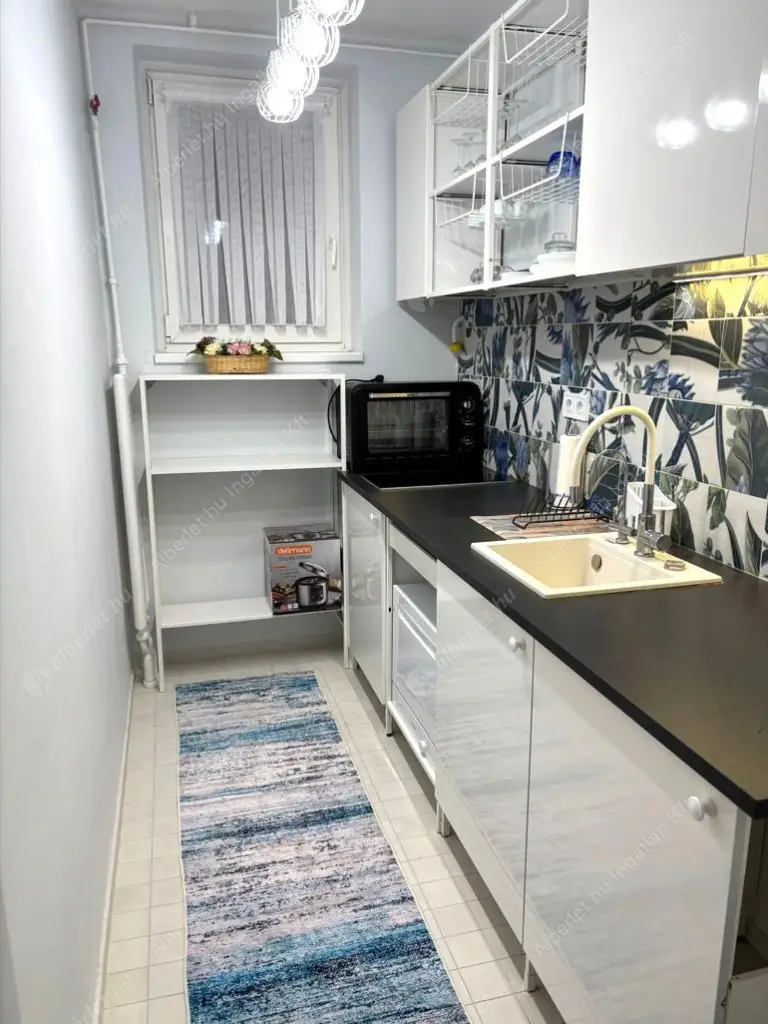 Kiadó albérlet 280000 Ft/hó áron: Budapest, XXI. kerület  II. Rákóczi Ferenc  út út. Mérete: 56 nm, 3 szobás | Alberlet.hu - 6589888