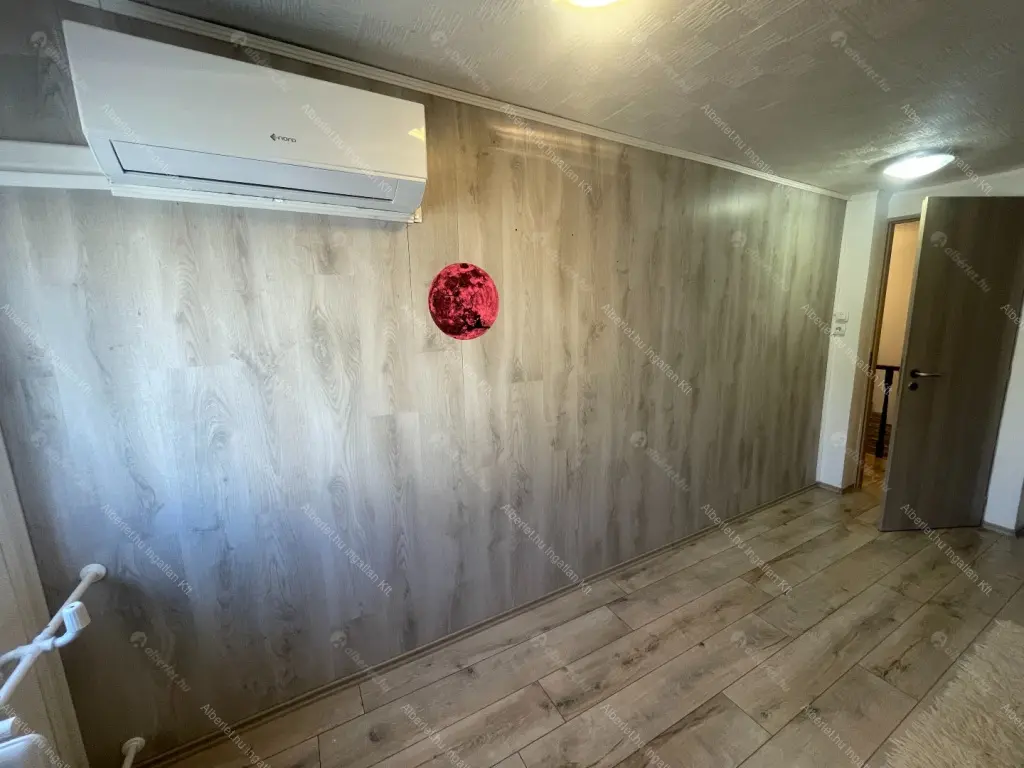 Kiadó albérlet 230000 Ft/hó áron: Budapest, XXI. kerület  Ív utca. Mérete: 60 nm, 2 szobás | Alberlet.hu - 6679354