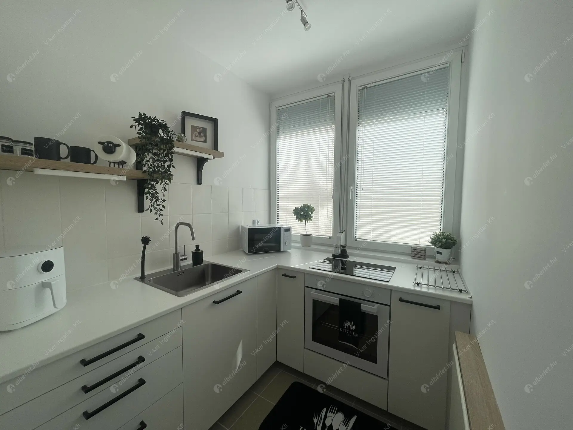 Kiadó albérlet 210000 Ft/hó áron: Budapest, XXI. kerület  Kiss János altábornagy utca. Mérete: 34 nm, 1 szobás | Alberlet.hu - 6448135