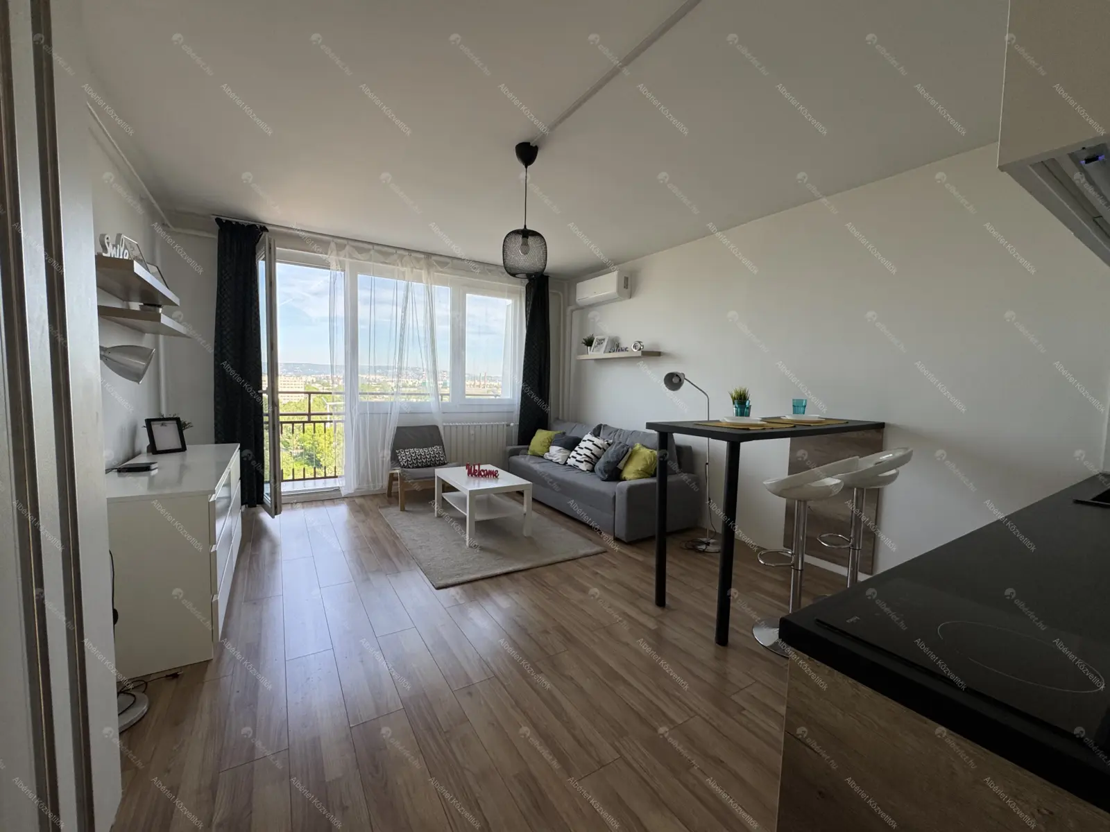 Kiadó albérlet 150000 Ft/hó áron: Budapest, XXI. kerület  Kossuth Lajos utca. Mérete: 30 nm, 1 szobás | Alberlet.hu - 6713894