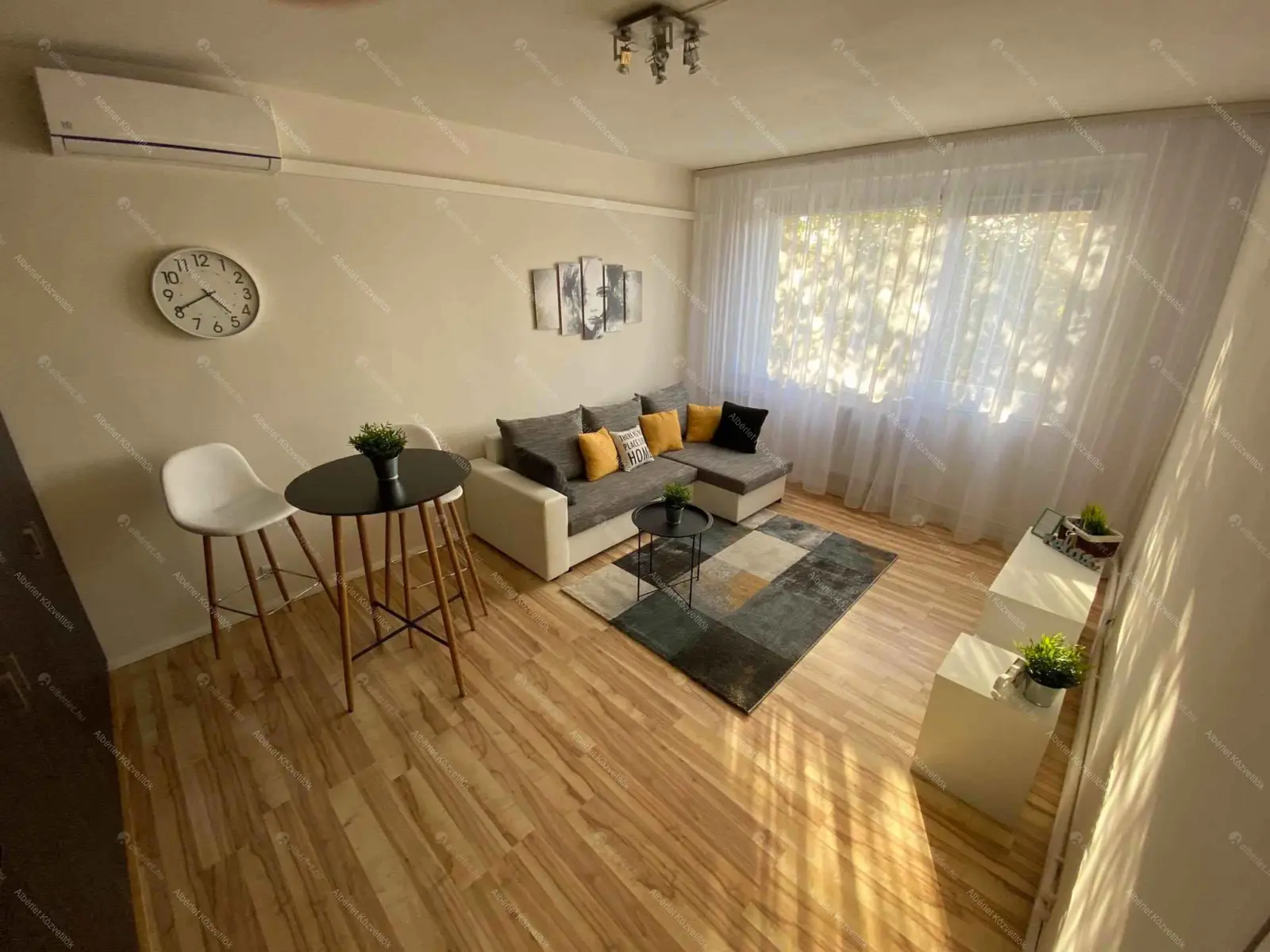 Kiadó albérlet 180000 Ft/hó áron: Budapest, XXI. kerület  Kossuth Lajos utca. Mérete: 34 nm, 1 szobás | Alberlet.hu - 6703202