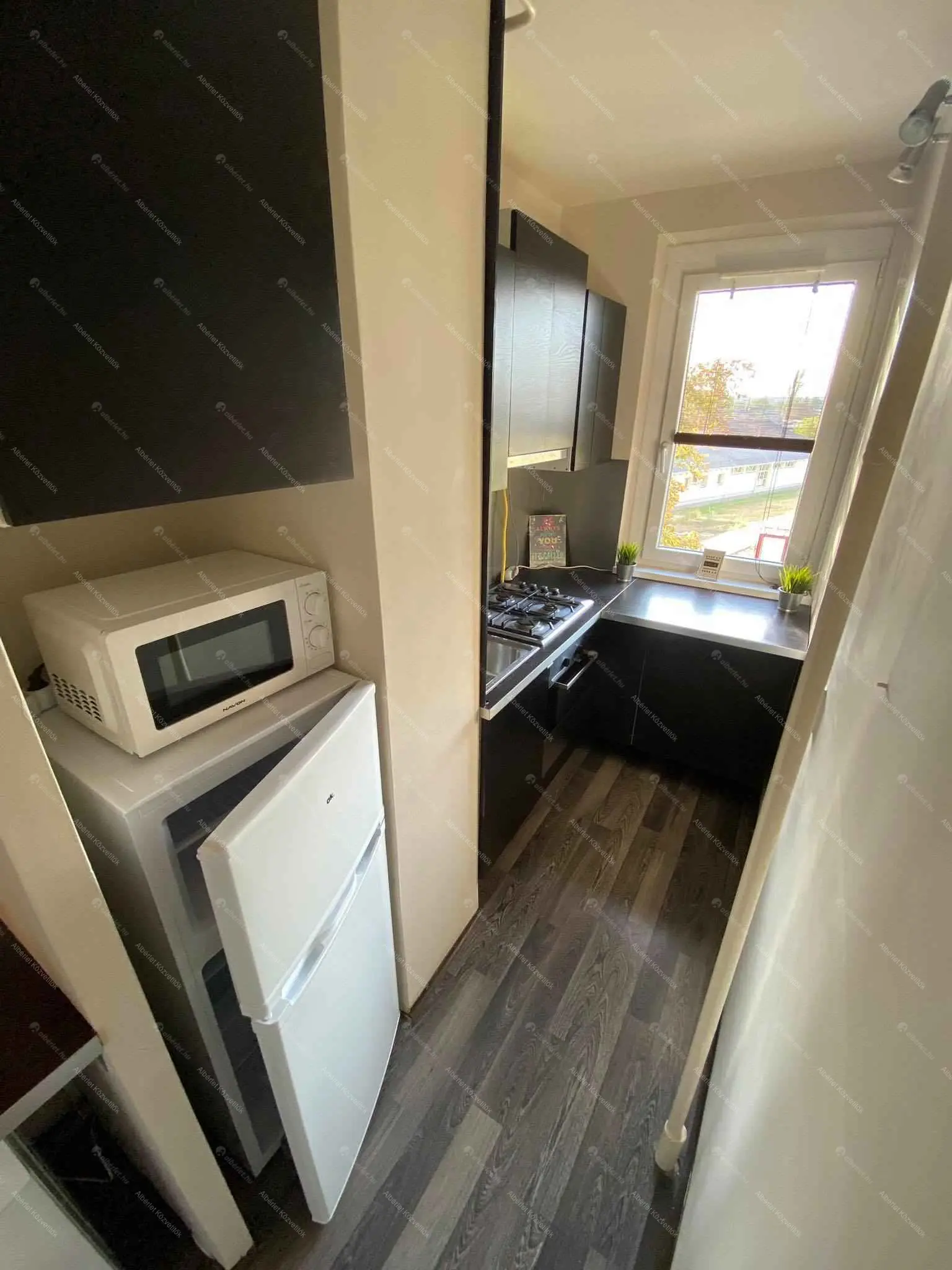 Kiadó albérlet 180000 Ft/hó áron: Budapest, XXI. kerület  Kossuth Lajos utca. Mérete: 34 nm, 1 szobás | Alberlet.hu - 6703204