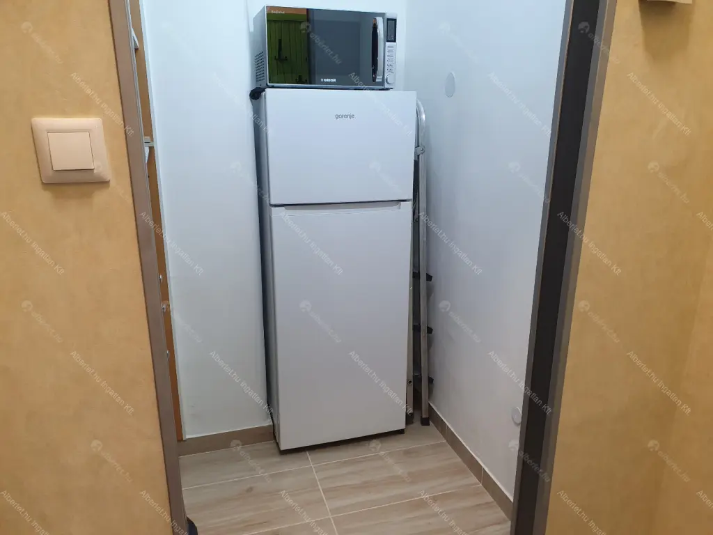 Kiadó albérlet 180000 Ft/hó áron: Budapest, XXI. kerület  Kossuth Lajos utca. Mérete: 36 nm, 1 szobás | Alberlet.hu - 6654262