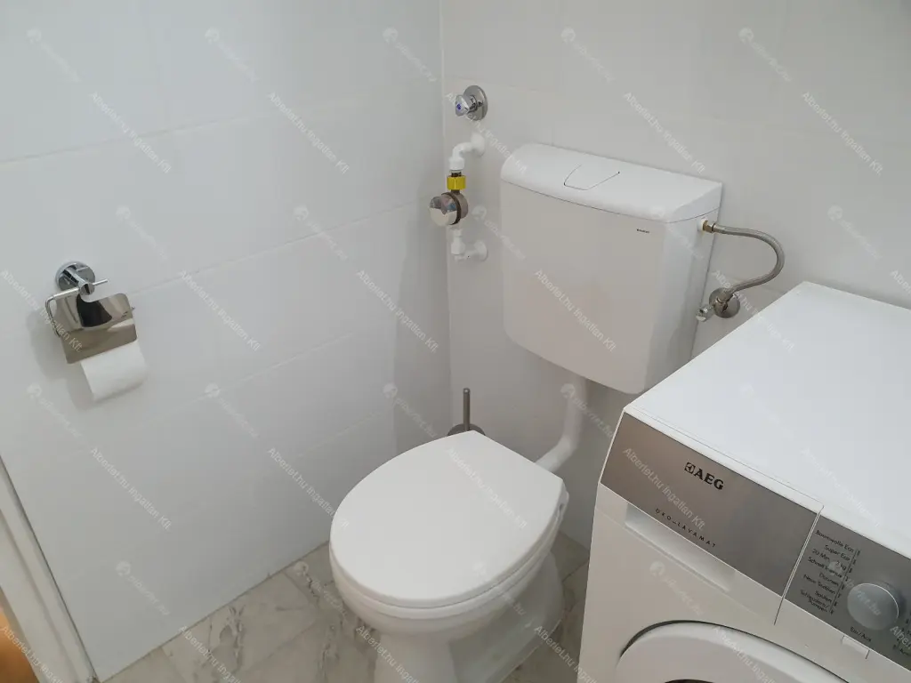 Kiadó albérlet 180000 Ft/hó áron: Budapest, XXI. kerület  Kossuth Lajos utca. Mérete: 36 nm, 1 szobás | Alberlet.hu - 6654272