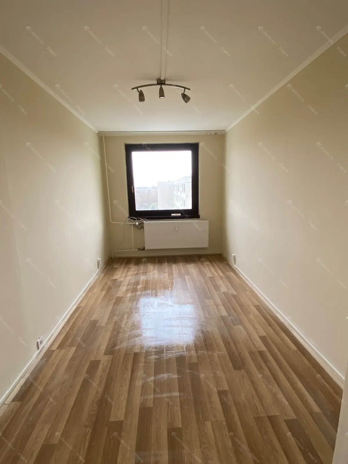 Kiadó albérlet 200000 Ft/hó áron: Budapest, XXI. kerület  Kossuth Lajos utca. Mérete: 53 nm, 2 szobás | Alberlet.hu - 6657768