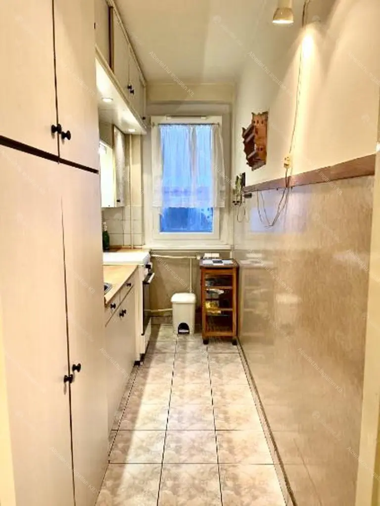 Kiadó albérlet 190000 Ft/hó áron: Budapest, XXI. kerület  Kossuth Lajos utca. Mérete: 53 nm, 2 szobás | Alberlet.hu - 6698544