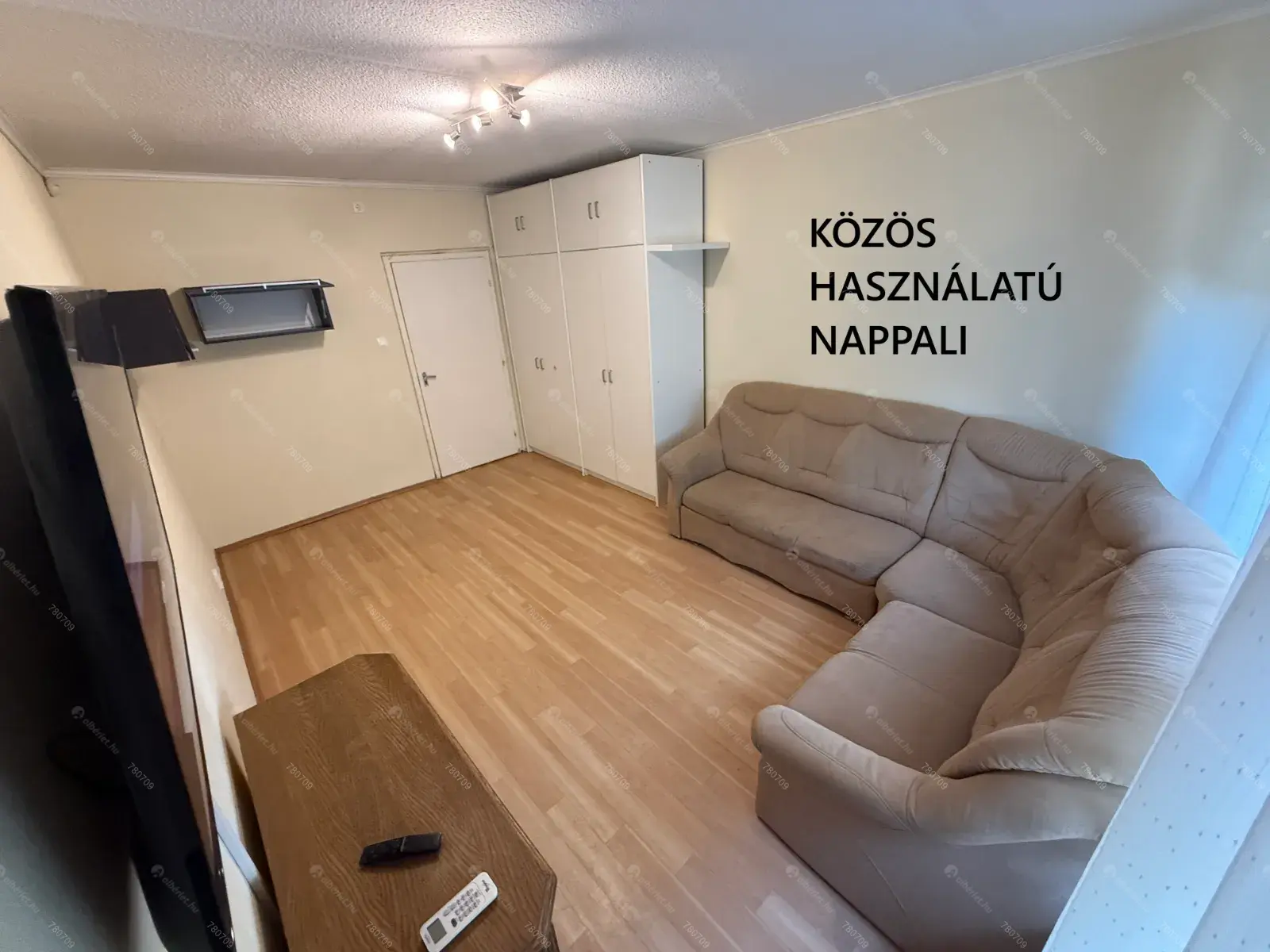 Kiadó albérlet 90000 Ft/hó áron: Budapest, XXI. kerület  Kossuth Lajos utca. Mérete: 71 nm, 4 szobás | Alberlet.hu - 6771162