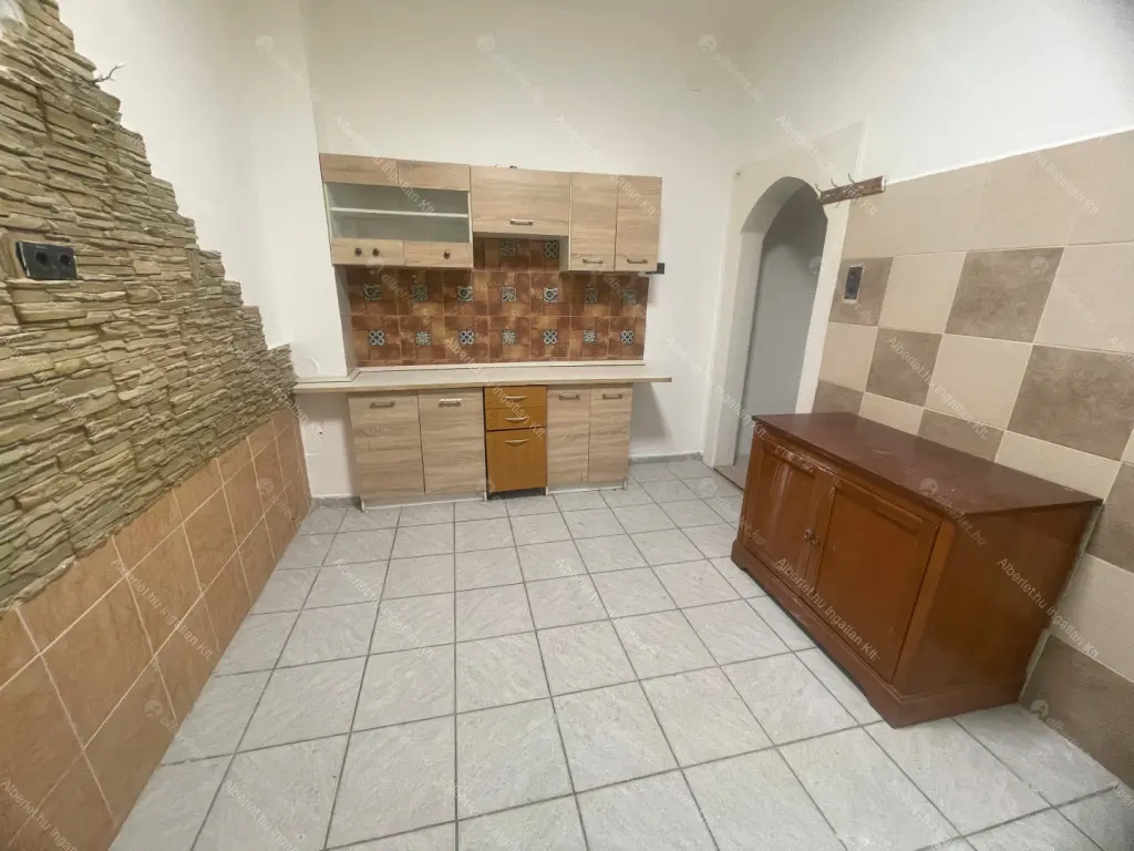 Kiadó albérlet 180000 Ft/hó áron: Budapest, XXI. kerület  Posztógyár köz . Mérete: 42 nm, 1 szobás | Alberlet.hu - 6643302