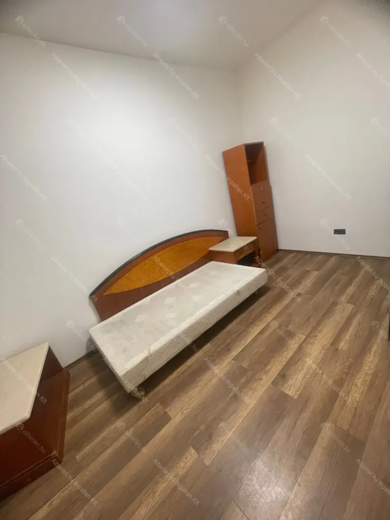 Kiadó albérlet 180000 Ft/hó áron: Budapest, XXI. kerület  Posztógyár köz. Mérete: 42 nm, 1 szobás | Alberlet.hu - 6651559