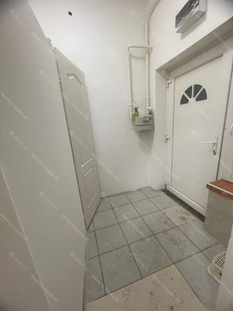 Kiadó albérlet 180000 Ft/hó áron: Budapest, XXI. kerület  Posztógyár köz. Mérete: 42 nm, 1 szobás | Alberlet.hu - 6651565