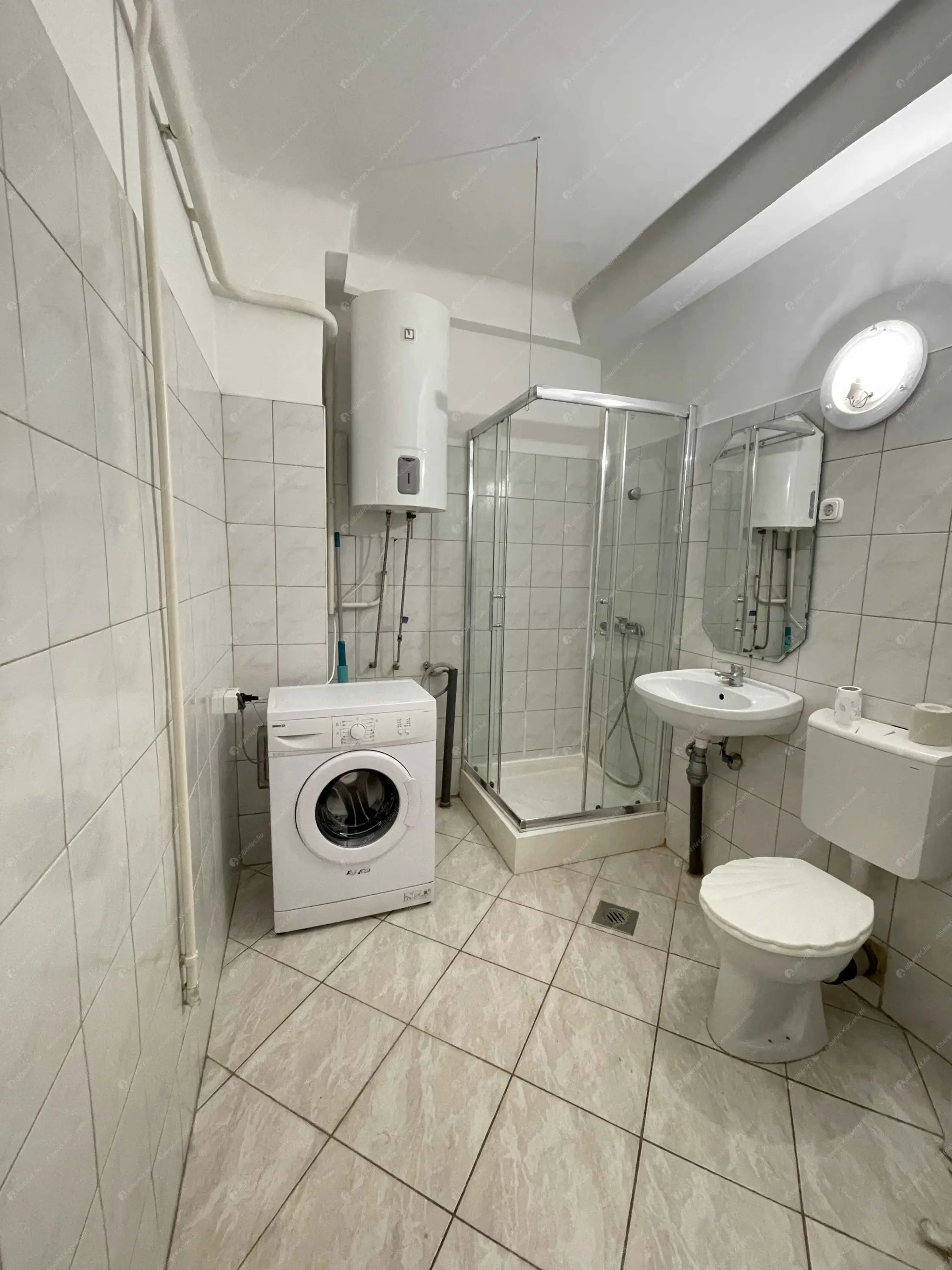 Kiadó albérlet 170000 Ft/hó áron: Budapest, XXI. kerület  Szent István út. Mérete: 40 nm, 2 szobás | Alberlet.hu - 6547399