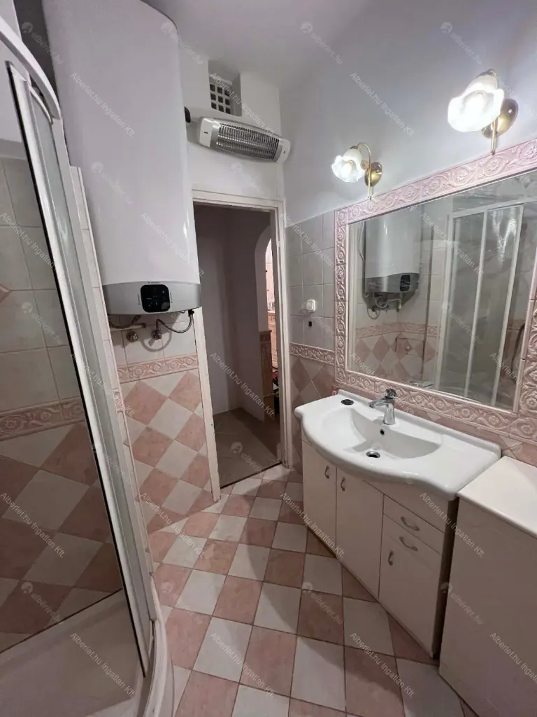 Kiadó albérlet 240000 Ft/hó áron: Budapest, XXI. kerület  Szent László utca. Mérete: 54 nm, 2 szobás | Alberlet.hu - 6679484