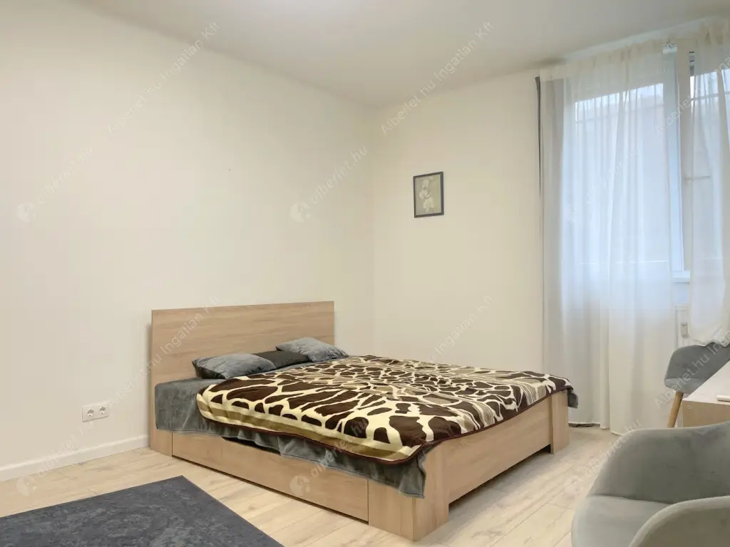 Kiadó albérlet 190000 Ft/hó áron: Budapest, XXI. kerület  Templom utca. Mérete: 38 nm, 1 szobás | Alberlet.hu - 6594880