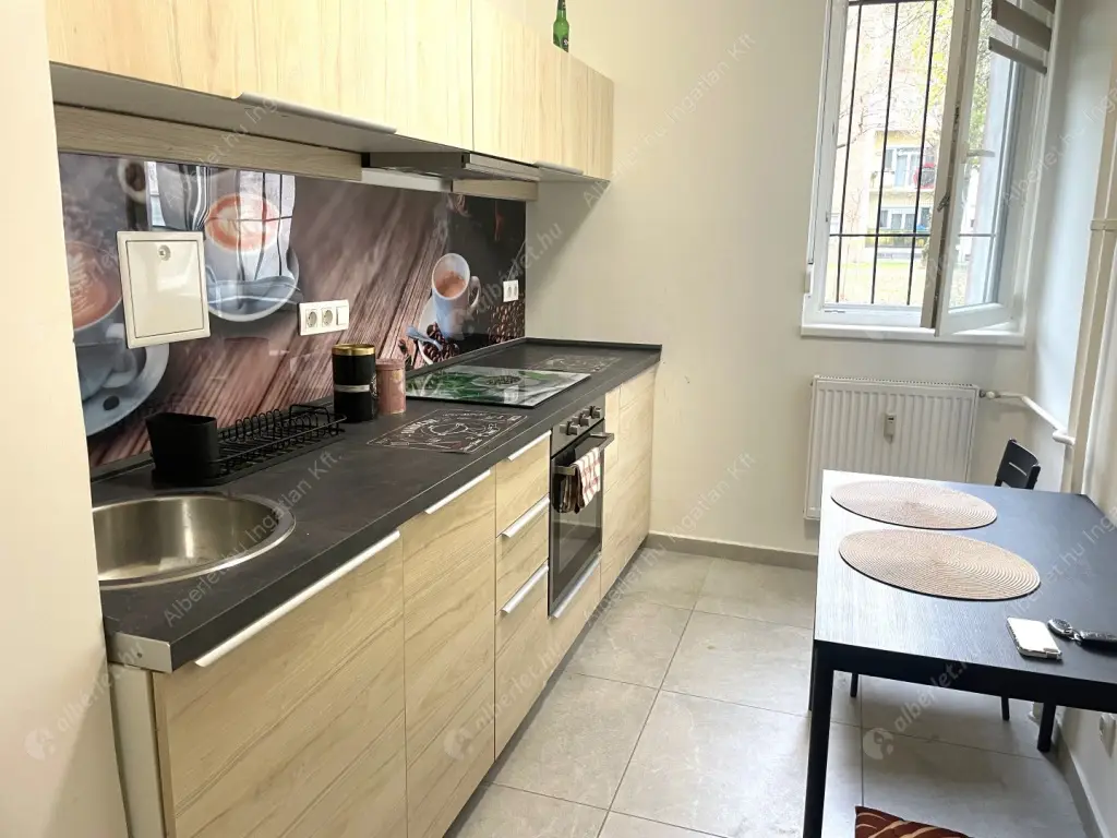 Kiadó albérlet 190000 Ft/hó áron: Budapest, XXI. kerület  Templom utca. Mérete: 38 nm, 1 szobás | Alberlet.hu - 6594885