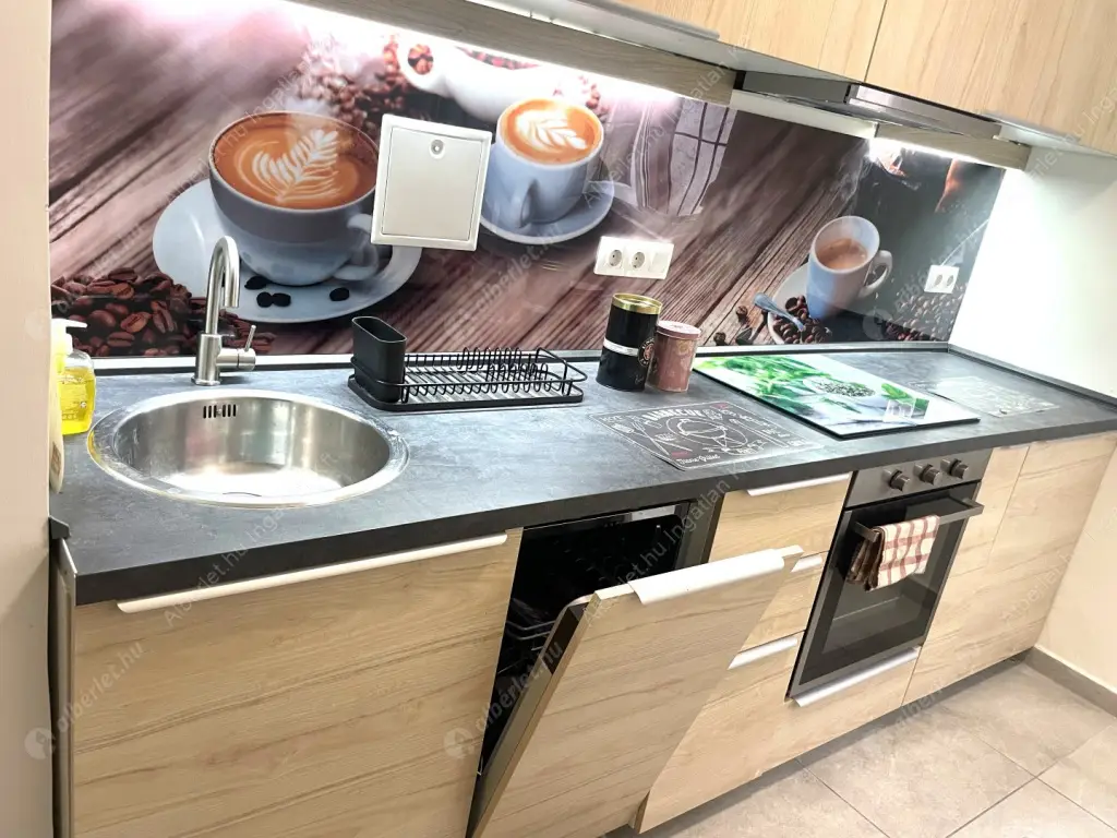 Kiadó albérlet 190000 Ft/hó áron: Budapest, XXI. kerület  Templom utca. Mérete: 38 nm, 1 szobás | Alberlet.hu - 6594887