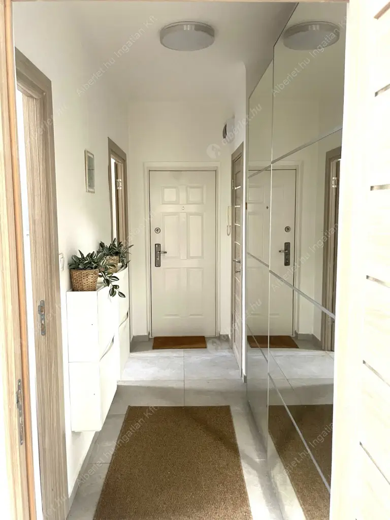 Kiadó albérlet 190000 Ft/hó áron: Budapest, XXI. kerület  Templom utca. Mérete: 50 nm, 1 szobás | Alberlet.hu - 6592413