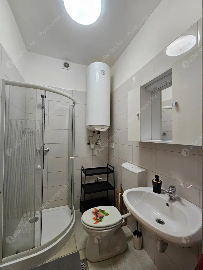 Kiadó albérlet 200000 Ft/hó áron: Budapest, XXI. kerület  Úrhajós utca. Mérete: 50 nm, 2 szobás | Alberlet.hu - 6587577