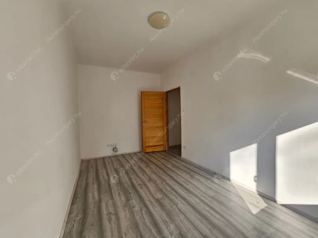Kiadó albérlet 200000 Ft/hó áron: Budapest, XXI. kerület  Úrhajós utca. Mérete: 50 nm, 2 szobás | Alberlet.hu - 6587582