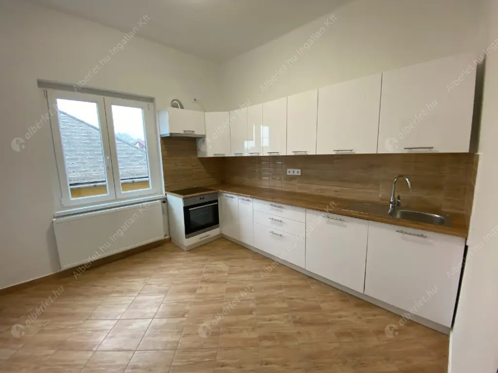 Kiadó albérlet 450000 Ft/hó áron: Budapest, XXII. kerület  Gádor utca. Mérete: 110 nm, 5 szobás | Alberlet.hu - 6635803