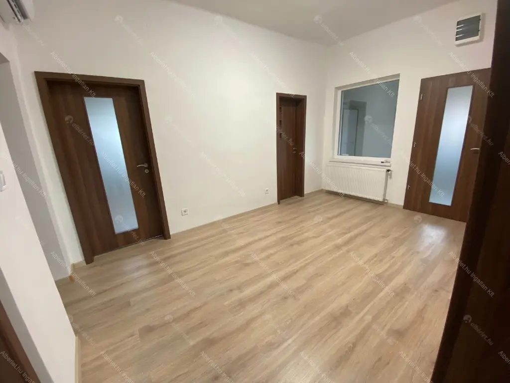 Kiadó albérlet 450000 Ft/hó áron: Budapest, XXII. kerület  Gádor utca. Mérete: 110 nm, 5 szobás | Alberlet.hu - 6650427