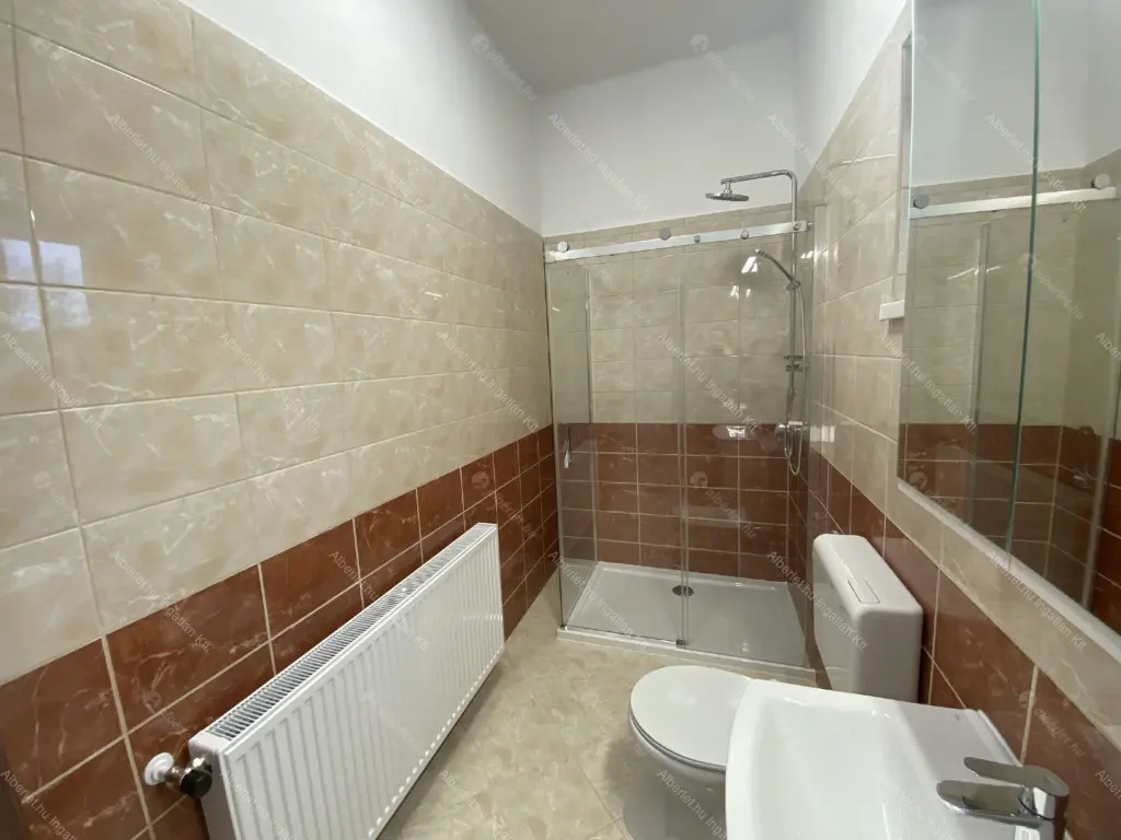 Kiadó albérlet 450000 Ft/hó áron: Budapest, XXII. kerület  Gádor utca. Mérete: 110 nm, 5 szobás | Alberlet.hu - 6650430