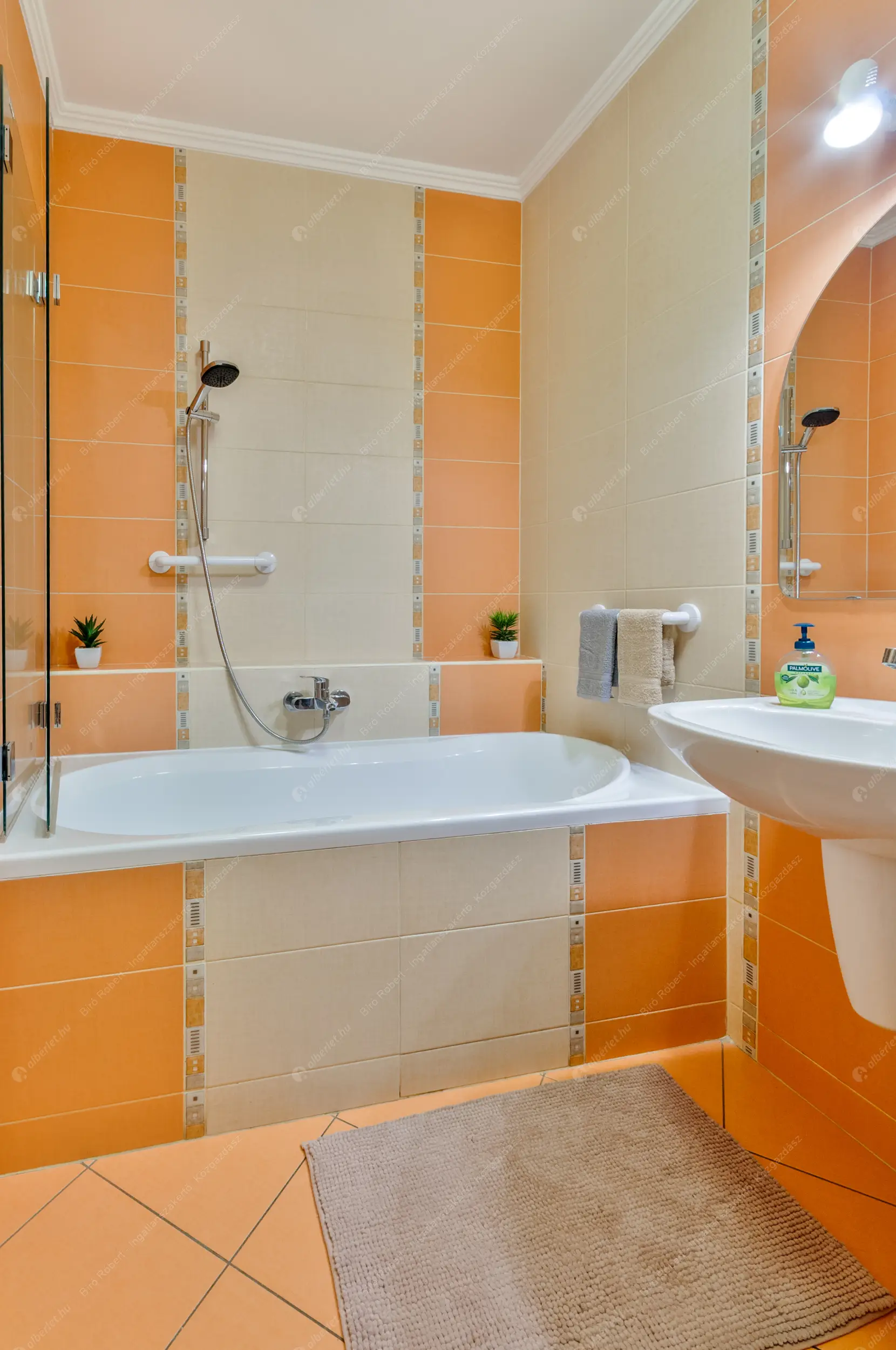 Kiadó albérlet 290000 Ft/hó áron: Budapest, XXII. kerület  Húr utca. Mérete: 80 nm, 3 szobás | Alberlet.hu - 6545811