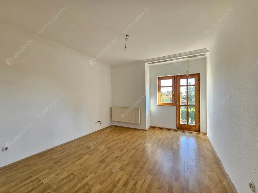 Kiadó albérlet 750000 Ft/hó áron: Budapest, XXII. kerület  Kistétény utca. Mérete: 210 nm, 6 szobás | Alberlet.hu - 6587667