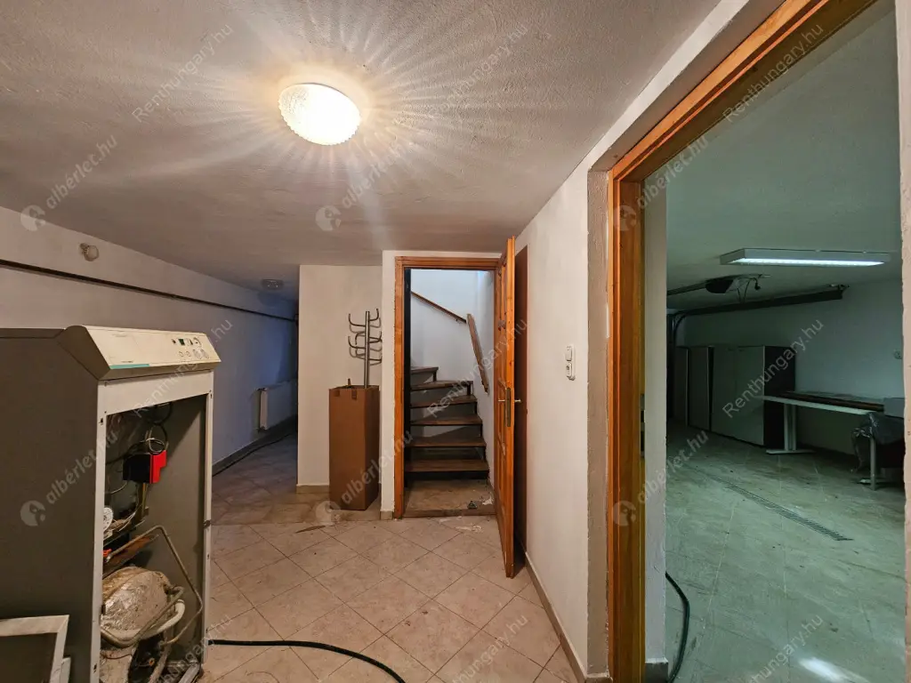 Kiadó albérlet 750000 Ft/hó áron: Budapest, XXII. kerület  Kistétény utca. Mérete: 210 nm, 6 szobás | Alberlet.hu - 6587670