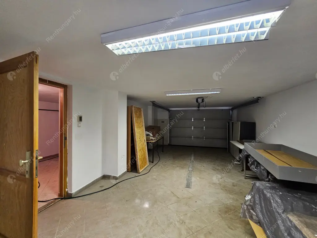 Kiadó albérlet 600000 Ft/hó áron: Budapest, XXII. kerület  Kistétény utca. Mérete: 210 nm, 6 szobás | Alberlet.hu - 6610363