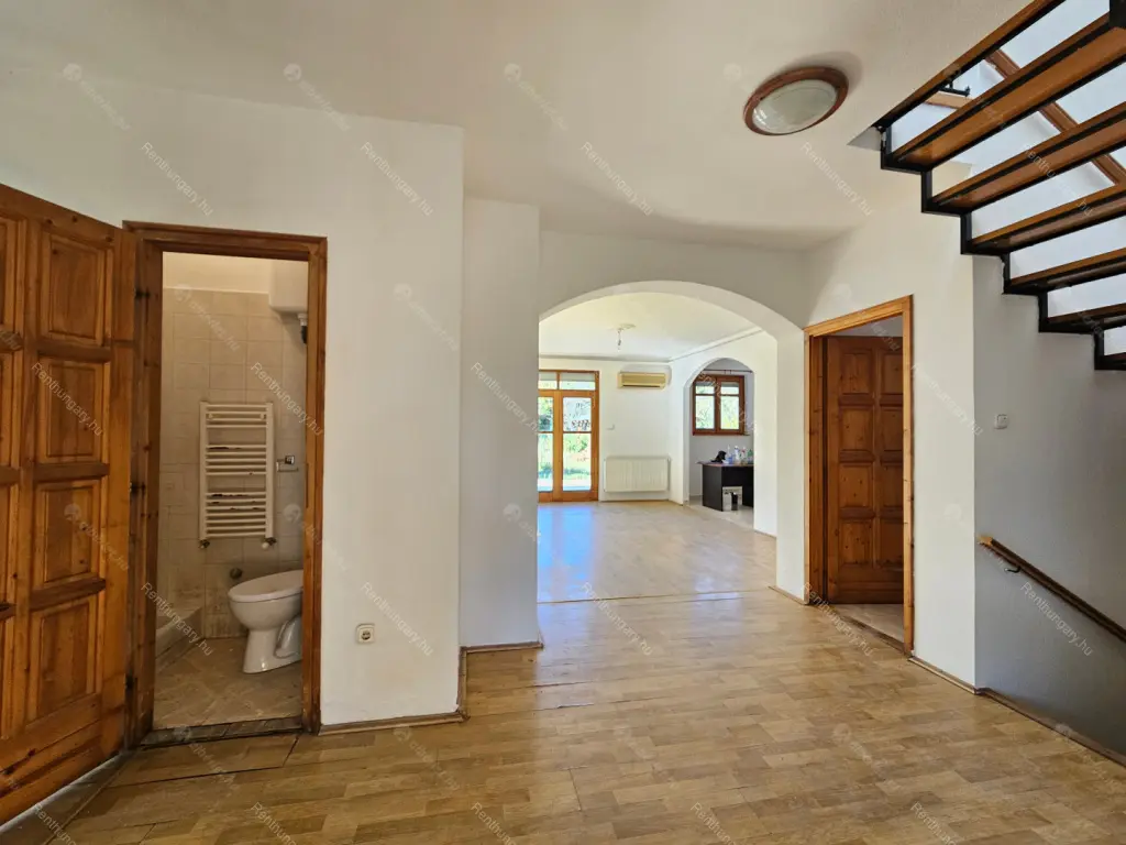 Kiadó albérlet 600000 Ft/hó áron: Budapest, XXII. kerület  Kistétény utca. Mérete: 210 nm, 6 szobás | Alberlet.hu - 6652352