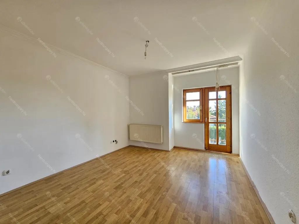 Kiadó albérlet 600000 Ft/hó áron: Budapest, XXII. kerület  Kistétény utca. Mérete: 210 nm, 6 szobás | Alberlet.hu - 6652363