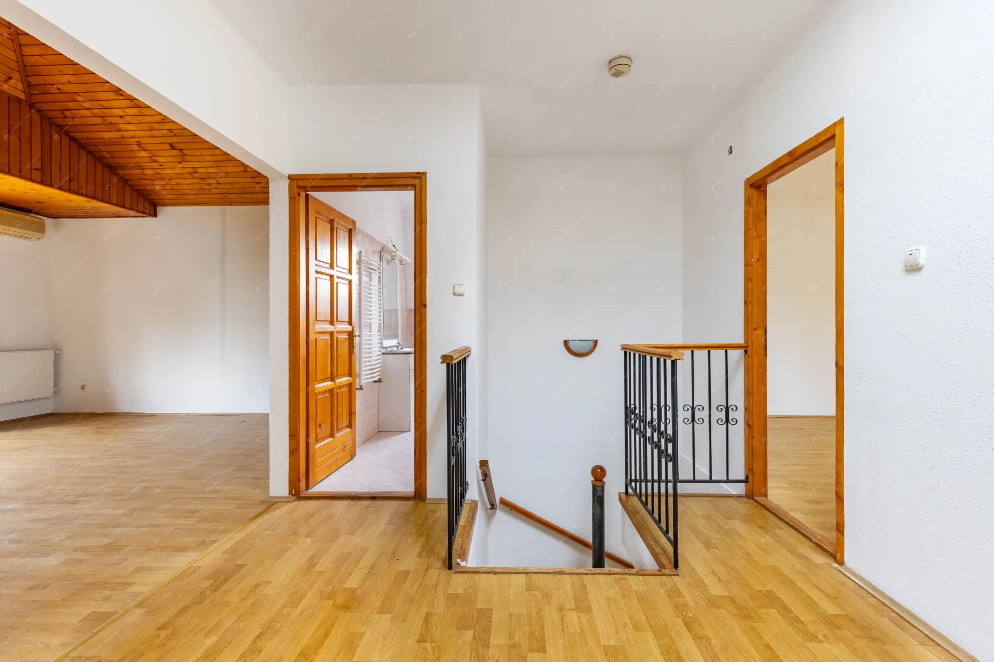 Kiadó albérlet 600000 Ft/hó áron: Budapest, XXII. kerület  Kistétény utca. Mérete: 210 nm, 6 szobás | Alberlet.hu - 6627811