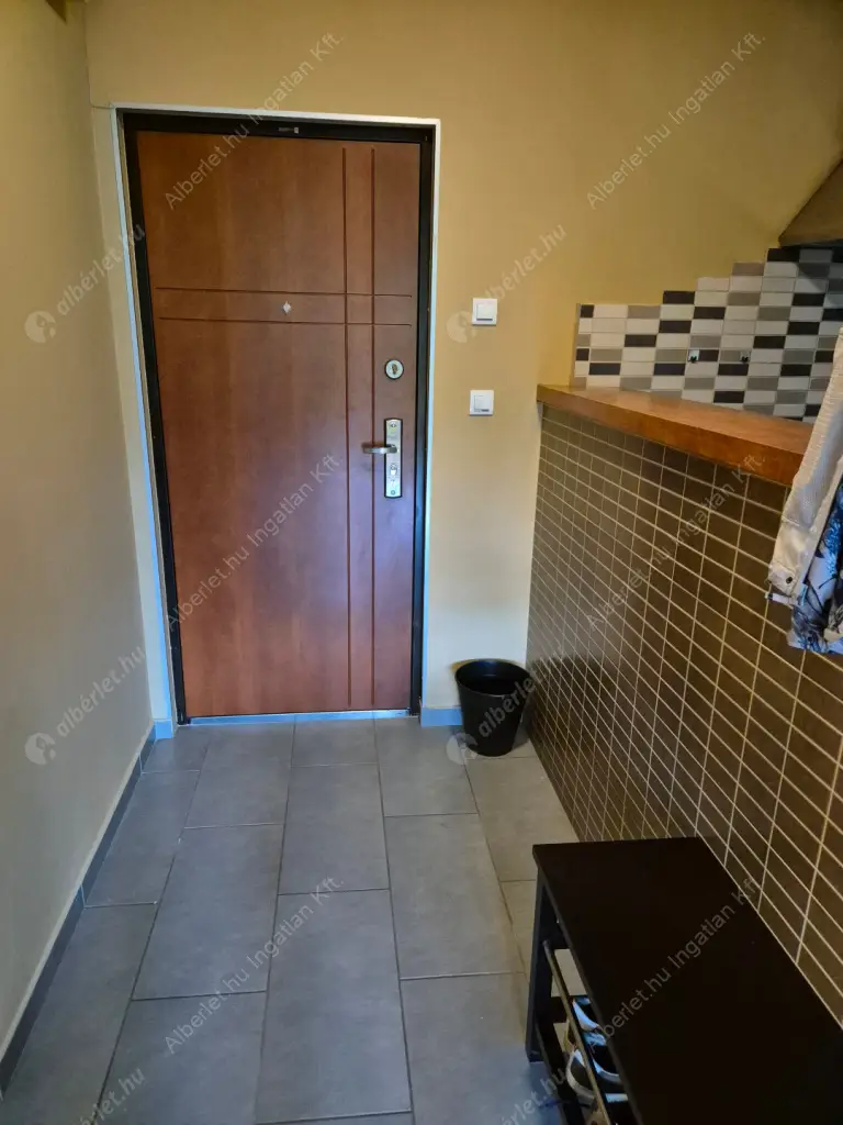 Kiadó albérlet 220000 Ft/hó áron: Budapest, XXII. kerület  Kossuth Lajos utca. Mérete: 63 nm, 3 szobás | Alberlet.hu - 6599502