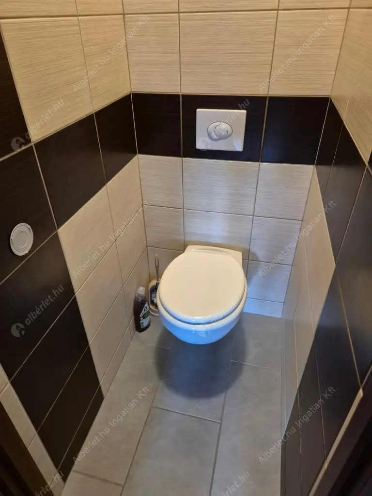 Kiadó albérlet 220000 Ft/hó áron: Budapest, XXII. kerület  Kossuth Lajos utca. Mérete: 63 nm, 3 szobás | Alberlet.hu - 6599508