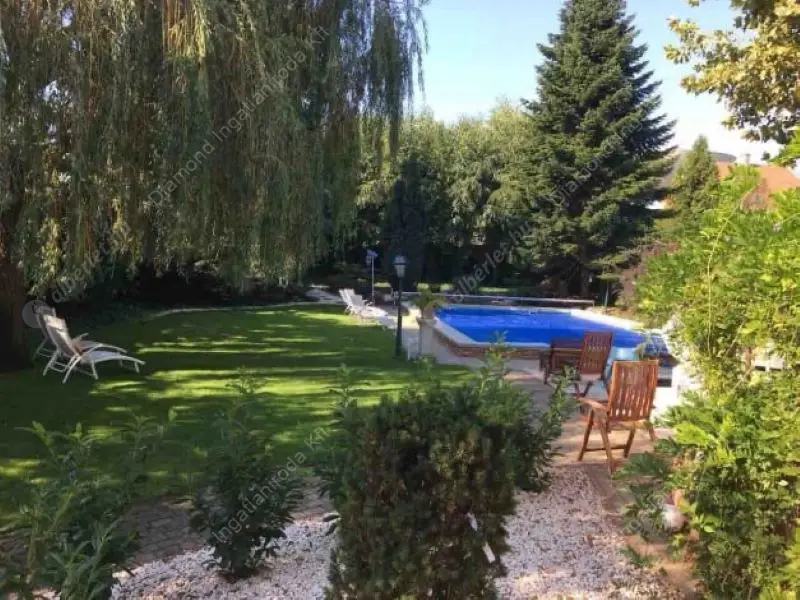 Kiadó albérlet 995000 Ft/hó áron: Budapest, XXII. kerület  Meggyvágó utca. Mérete: 180 nm, 5 szobás | Alberlet.hu - 6034827